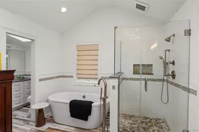 [Address not provided], Hauppauge, NY 11788 - Photo 23