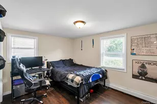 31 Peak St, Ronkonkoma, NY 11779 - Photo 15