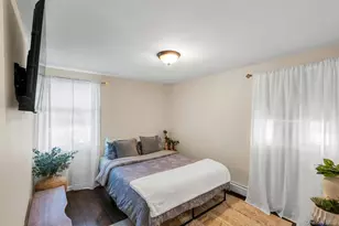 31 Peak St, Ronkonkoma, NY 11779 - Photo 17