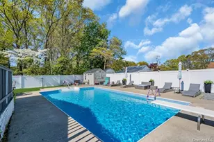 31 Peak St, Ronkonkoma, NY 11779 - Photo 31