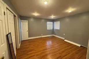 11 Oak Pl, Selden, NY 11784 - Photo 9
