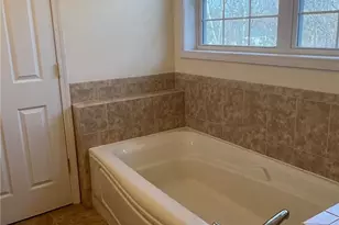 8 Seeley Bull St, Monroe, NY 10950 - Photo 21