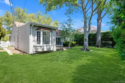 114 Campbell Street, New Hyde Park, NY 11040 - Photo 15