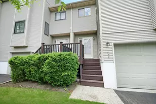 5 Isabel Ct, Nanuet, NY 10954 - Photo 1