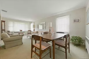 3903 Lincoln St, Seaford, NY 11783 - Photo 9