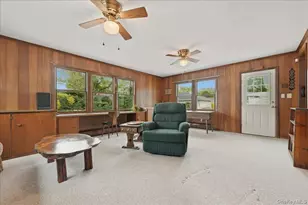 3903 Lincoln St, Seaford, NY 11783 - Photo 11