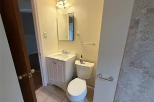140 Wickshire Dr, East Meadow, NY 11554 - Photo 25