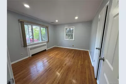140 Wickshire Drive, East Meadow, NY 11554 - Photo 17