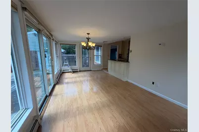 140 Wickshire Drive, East Meadow, NY 11554 - Photo 11