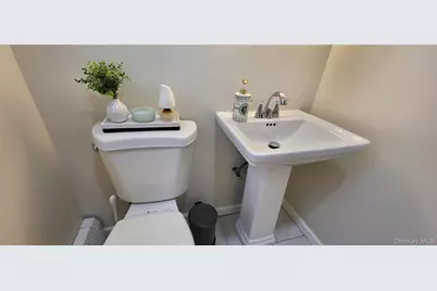 85 Bushey Avenue, Yonkers, NY 10710 - Photo 21