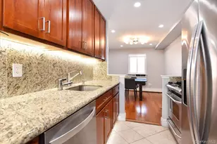 320 E Shore Rd, Great Neck, NY 11023 - Photo 19