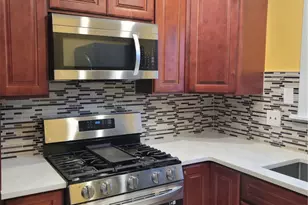 163-21 Phroane Ave, Jamaica, NY 11433 - Photo 7