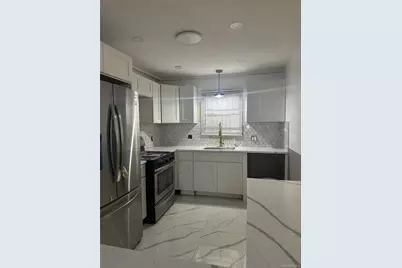 16321 Phroane Avenue, Jamaica, NY 11433 - Photo 5