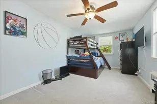 79 Raff Ave, Floral Park, NY 11001 - Photo 25