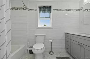 79 Raff Ave, Floral Park, NY 11001 - Photo 27