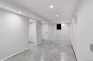 93-22 207th St, Queens Village, NY 11428 - Photo 25