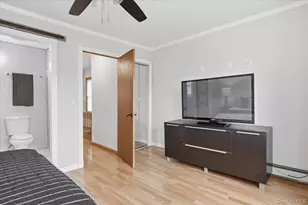 93-22 207th St, Queens Village, NY 11428 - Photo 15