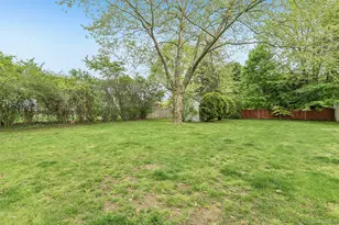 237 Cedar Rd, East Northport, NY 11731 - Photo 39