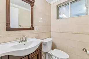 237 Cedar Rd, East Northport, NY 11731 - Photo 15