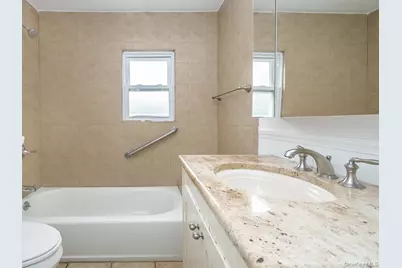 3 Smull Place #First Floor, Port Washington, NY 11050 - Photo 19