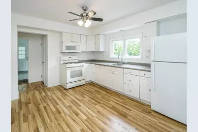 3 Smull Place #First Floor, Port Washington, NY 11050 - Photo 13