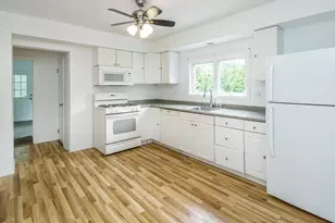3 Smull Pl, Port Washington, NY 11050 - Photo 13