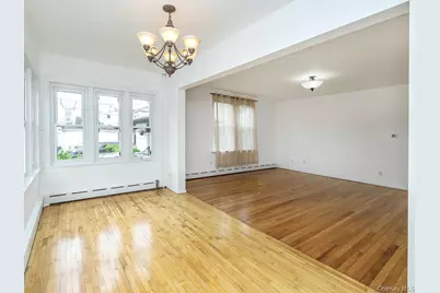 3 Smull Place #First Floor, Port Washington, NY 11050 - Photo 5
