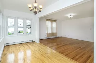 3 Smull Pl, Port Washington, NY 11050 - Photo 5