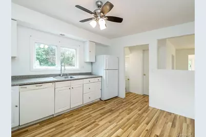 3 Smull Place #First Floor, Port Washington, NY 11050 - Photo 11