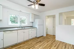 3 Smull Pl, Port Washington, NY 11050 - Photo 11