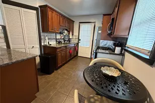 4 Gariss St, Port Jervis, NY 12771 - Photo 7