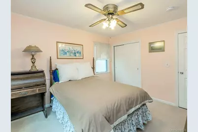 38 Pell Terrace, Garden City, NY 11530 - Photo 17