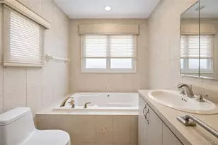 199 Sycamore Ave, Bethpage, NY 11714 - Photo 9