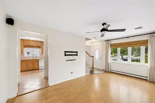 199 Sycamore Ave, Bethpage, NY 11714 - Photo 7