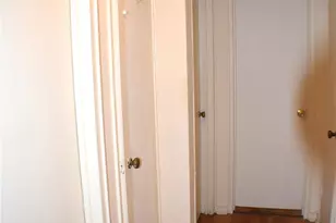 228-14 Stronghurst Ave, Queens Village, NY 11427 - Photo 27