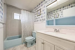 63 Wilfred Blvd, Hicksville, NY 11801 - Photo 13