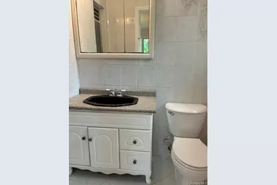 727 Wilmot Road, Scarsdale, NY 10583 - Photo 11