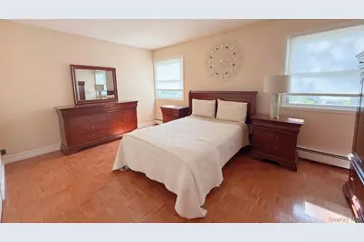 72 Avenue B, Holbrook, NY 11741 - Photo 9