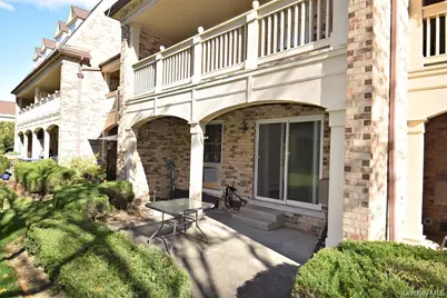 12-32 Diane Place #204 L, Bayside, NY 11360 - Photo 9
