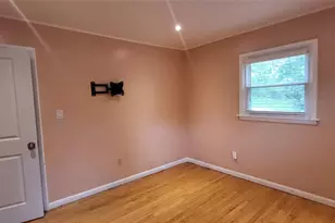 10 Marlorville Rd, Wappingers Falls, NY 12590 - Photo 11