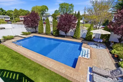 243 N Delaware Avenue, Massapequa, NY 11758 - Photo 39