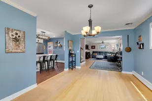 11 Koch Pl, Carle Place, NY 11514 - Photo 9