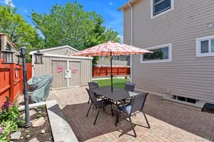 11 Koch Pl, Carle Place, NY 11514 - Photo 27