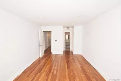 14-06 Michael Place #114 U, Bayside, NY 11360 - Photo 15