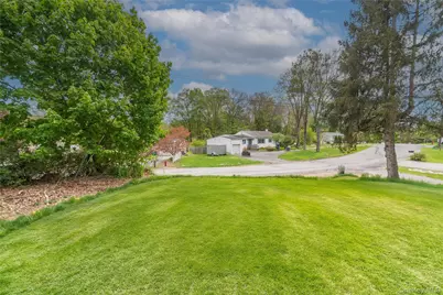 55 Elk Road, Hopewell Junction, NY 12533 - Photo 19