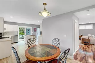 209 Center Bay Dr, West Islip, NY 11795 - Photo 13