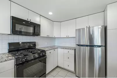 19 Hillside Avenue, Northport, NY 11768 - Photo 17