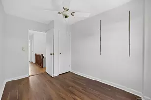 1124 E 213th St, Bronx, NY 10469 - Photo 15