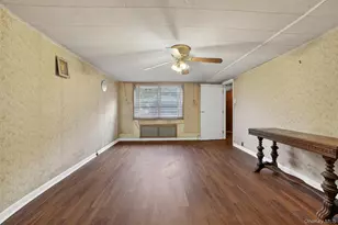 1124 E 213th St, Bronx, NY 10469 - Photo 21