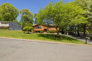 4 Apple Ct, Nanuet, NY 10954 - Photo 27
